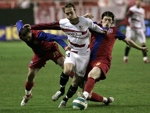 Imagen del Sevilla-Steaua de la Copa de la UEFA.