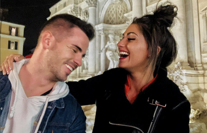 Álex Bueno y Natalia Villena posan felices en Roma (Foto: Instagram).