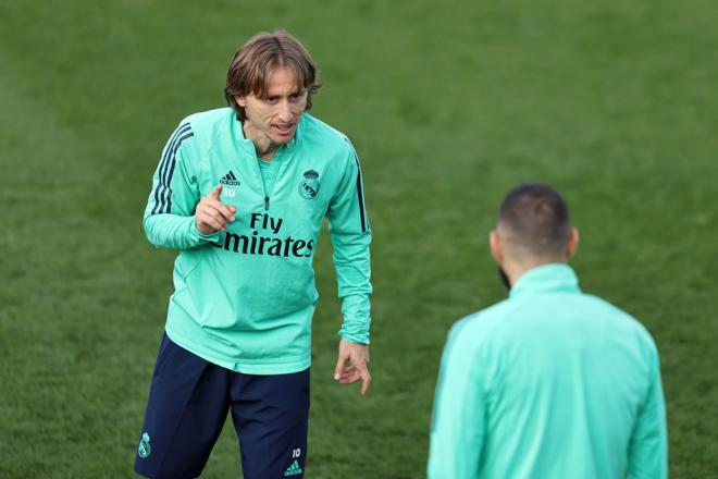 Luka Modric, durante el entrenamiento previo al partido ante el Manchester City (Foto: UEFA).