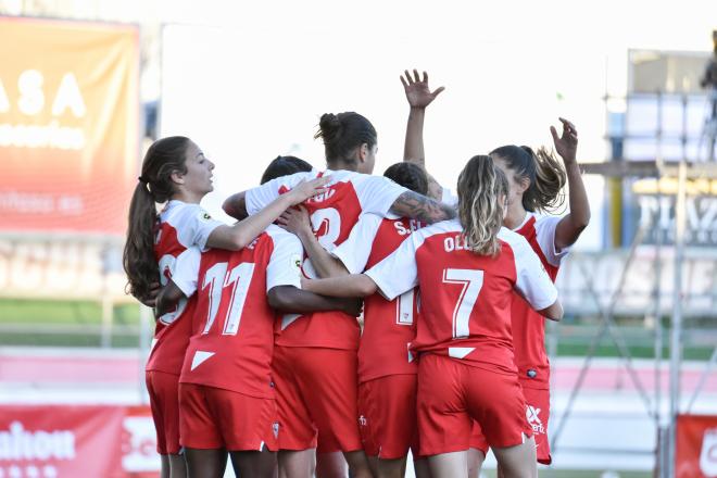 Las jugadores del Sevilla Femenino celebran su pase a semifinales de la Copa de la Reina (Foto: ElSevillista/SFC).