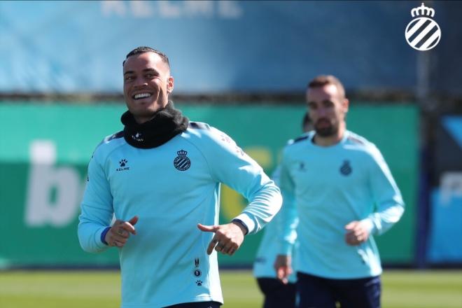 Raúl de Tomás, durante un entrenamiento (Foto: RCDE).