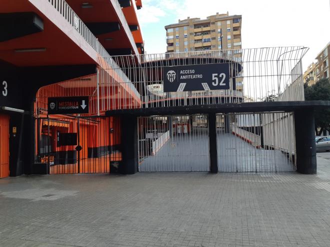 Mestalla a puerta cerrada