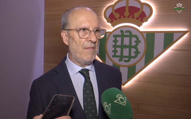 Rafael Muela, consejero y responsable del área médica del Real Betis.