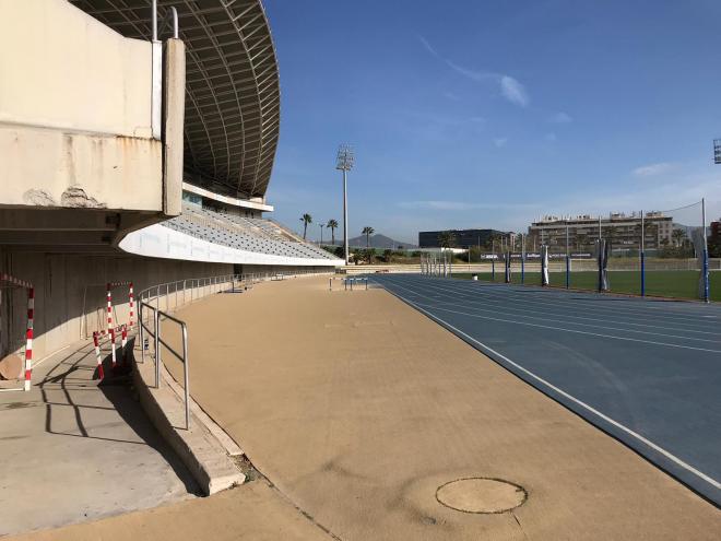 El Estadio de Atletismo, vacío, durante esta mañana.