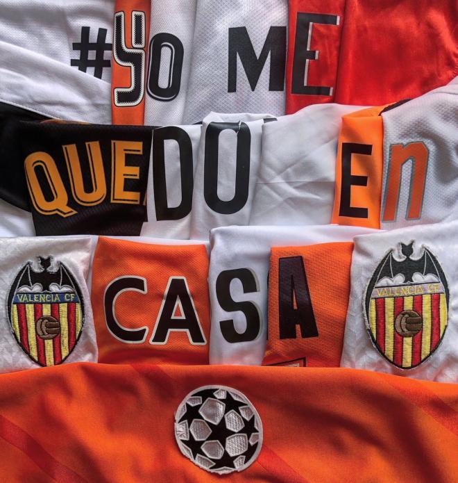 #Yomequedoencasa con camisetas del Valencia CF.
