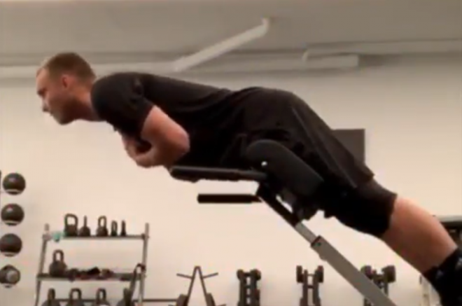 Jasper Cillessen se entrena en su gimnasio. (Foto: Instagram)