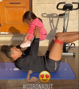 Murillo entrenándose con su hija (Foto: Instagram).