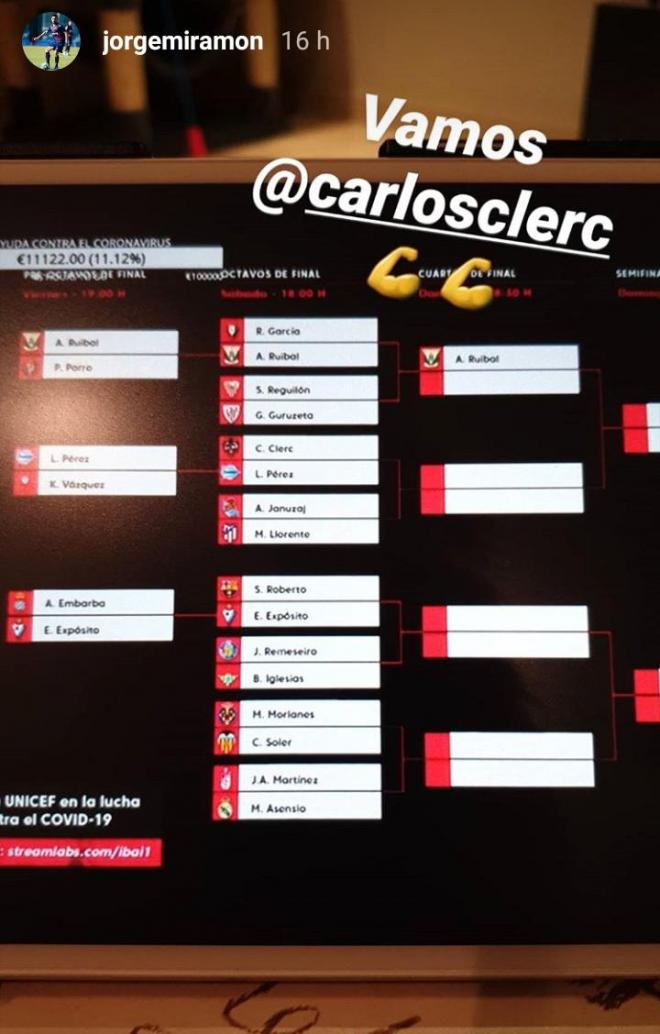 Miramón animando a Clerc en el Torneo de FIFA. (Foto: @jorgemiramon)