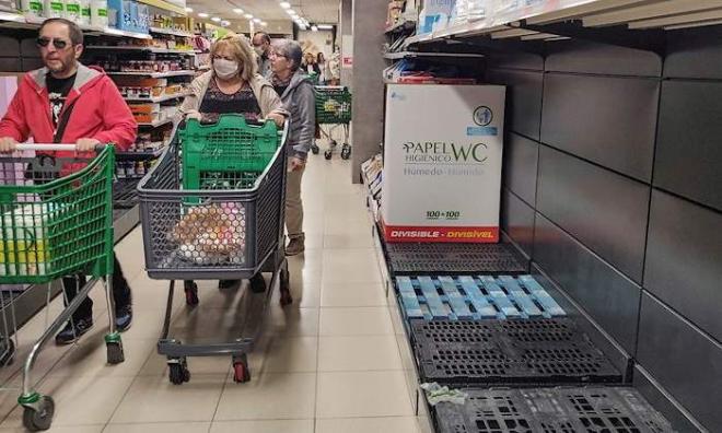 Compra en supermercados (Foto: EFE)