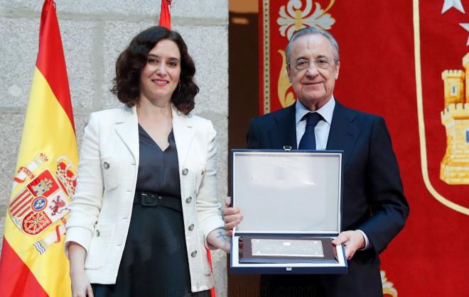 Isabel Díaz Ayuso, junto con Florentino Pérez, en una foto de archivo (Foto: Real Madrid).