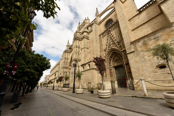 La Catedral, vacía por el coronavirus (Foto: Kiko Hurtado).