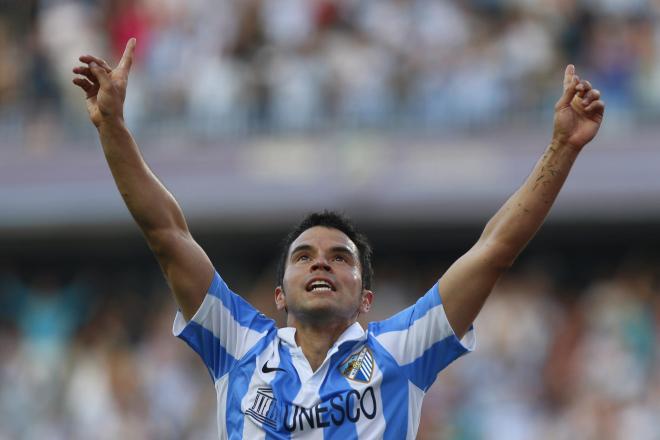 Saviola, celebrando un gol con el Málaga.