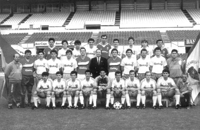 Plantilla del Real Zaragoza temporada 1988/89 (Foto: Archivo).