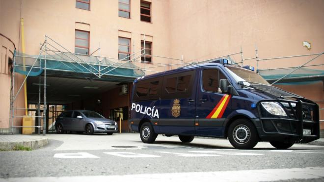 Policía de A Coruna (Foto: EFE).