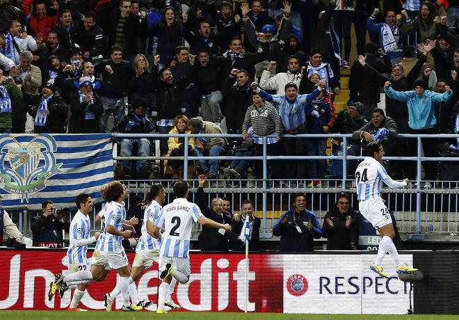 Santa Cruz celebra su gol contra el Oporto en la Champions (Foto: EFE).