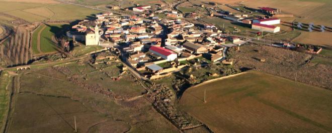 Imagen aérea de Villanueva de San Mancio, en Valladolid.
