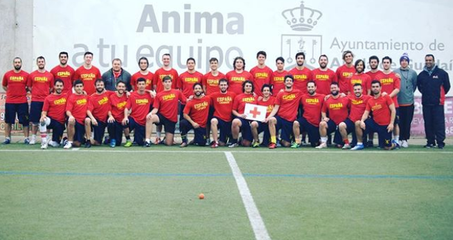 La selección española de lacrosse, durante una concentración.