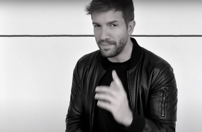 Pablo Alborán, en el videoclip de la canción 'Cuando estés aquí'.