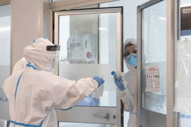 Sanitarios valencianos de un departamento de salud antes de la desescalada por coronavirus