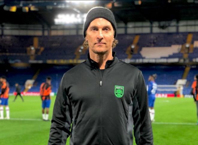 Matthew McConaughey, en un partido del Chelsea (FOTO: Instagram).