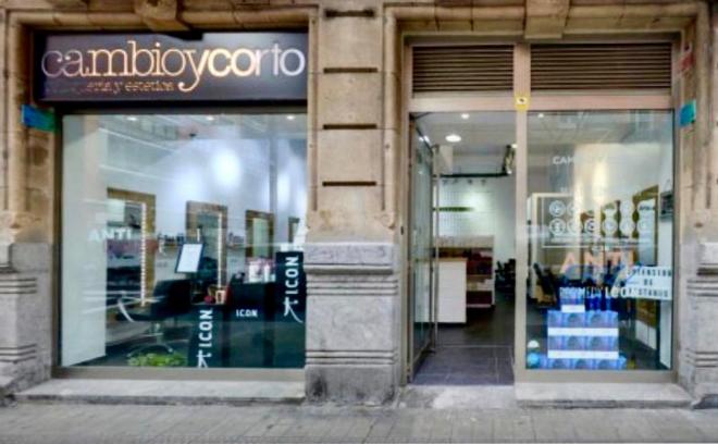 Peluquería 'Cambioycorto' situada en la calle General Concha en Indautxu, en Bilbao.