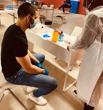 Pedro Bigas se somete al test de coronavirus (Foto: SD Eibar).
