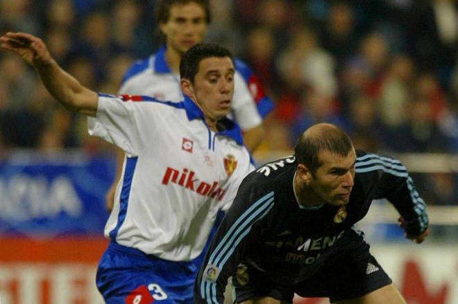 Rebosio y Zidane en un partido