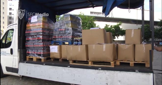 La donación del Sevilla FC al Banco de Alimentos.