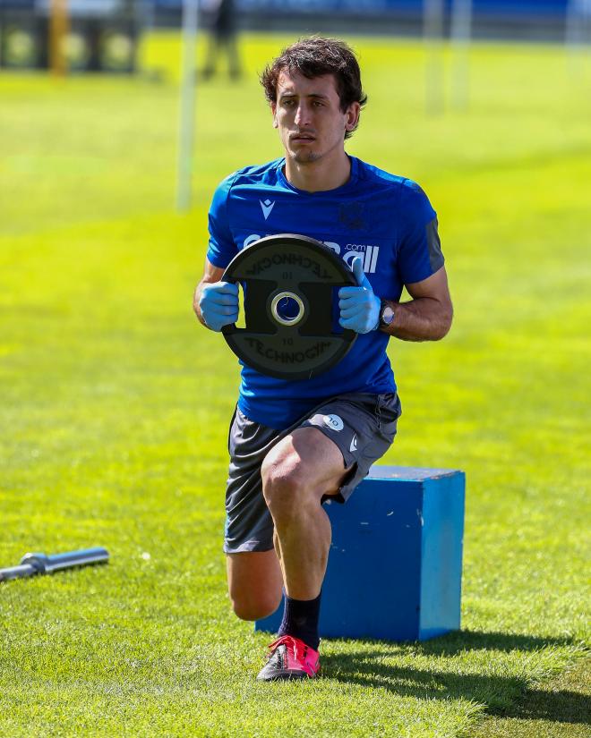 Mikel Oyarzabal, en las instalaciones de Zubieta (Foto: Real Sociedad).