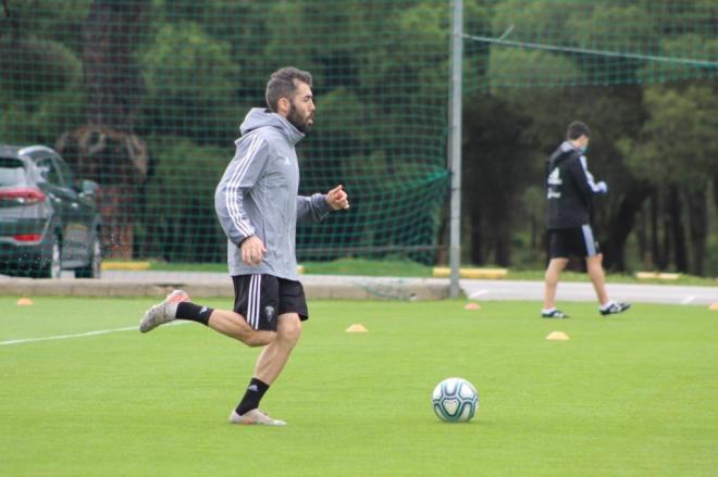 Perea, en el entrenamiento de este domingo (Foto: Cádiz CF).