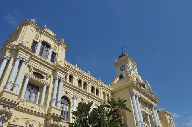 Fachada del ayuntamiento de Málaga (Foto: @malaga).