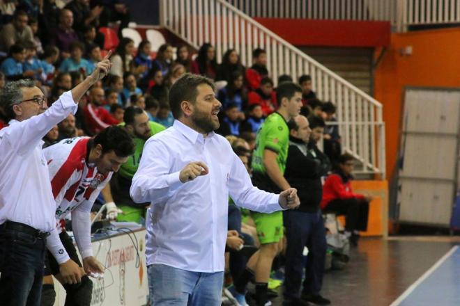 Nogués, técnico del Balonmano Puerto Sagunto