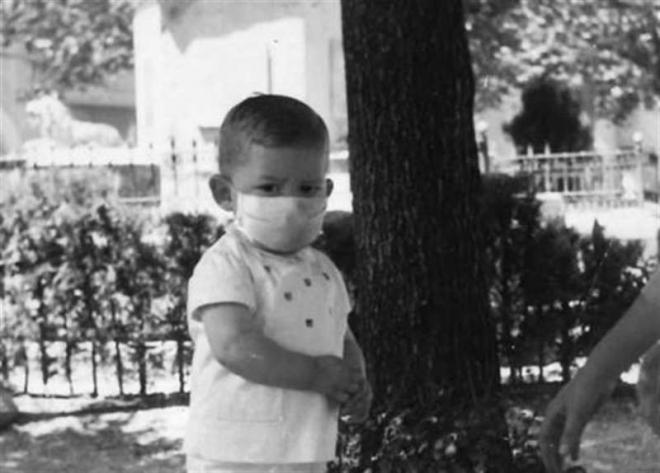 Ximo Puig con 3 años y mascarilla