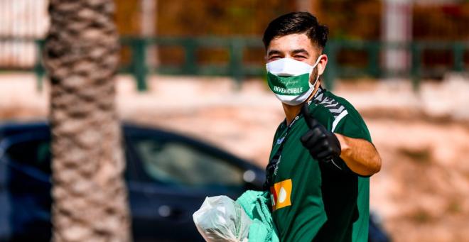 Los jugadores del Elche también lucen las mascarillas (Foto: ECF).
