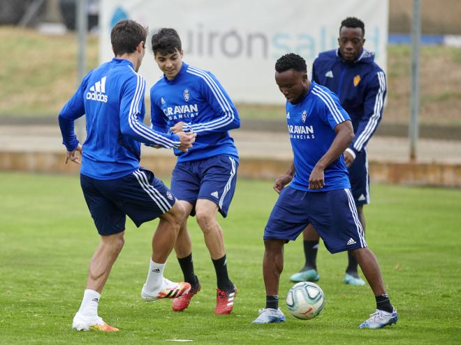 Entrenamiento del Real Zaragoza (Foto: Tino Gil/Real Zaragoza).