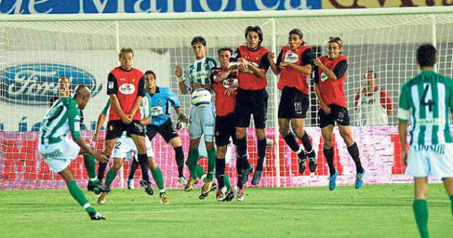 Gol de Assunçao ante el Mallorca que clasificó al Betis para la Liga de Campeones.