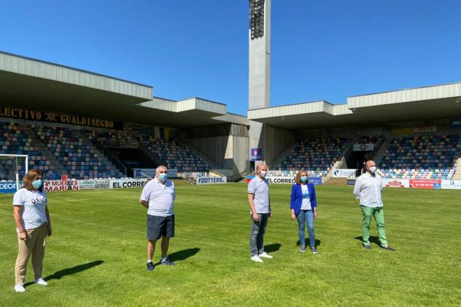 La reforma de la cubierta del estadio municipal de Lasesarre comenzará el 1 de junio.