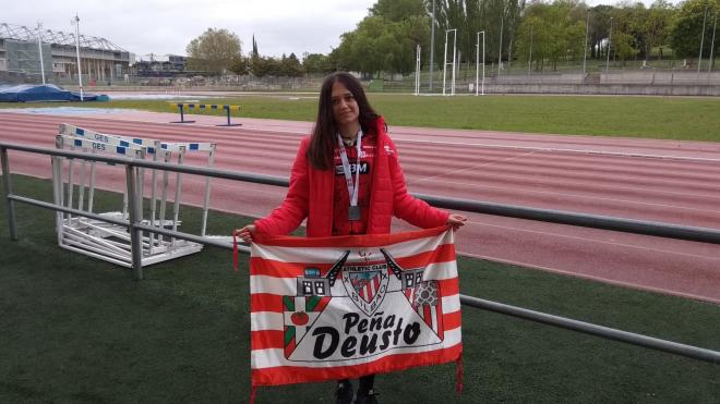 La atleta bilbaína Maialen Miera es integrante de la Peña Deusto del Athletic Club de Bilbao.