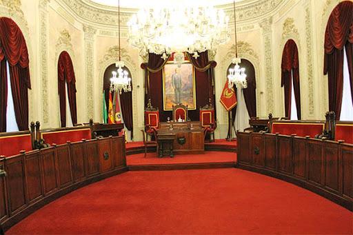 Imagen del Salón de Plenos del Ayuntamiento (Foto: Onda Cádiz).