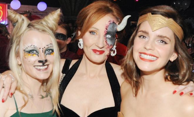 Emma Watson y J.K. Rowling, en una fiesta de Halloween.