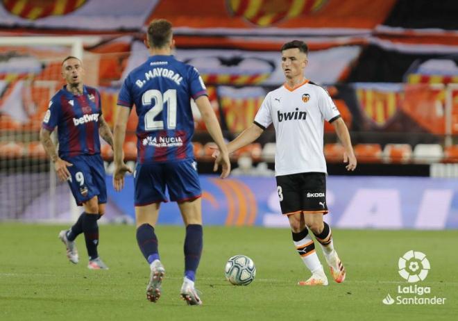 Hugo Guillamón en el Valencia CF - Levante UD (Foto: LaLiga)