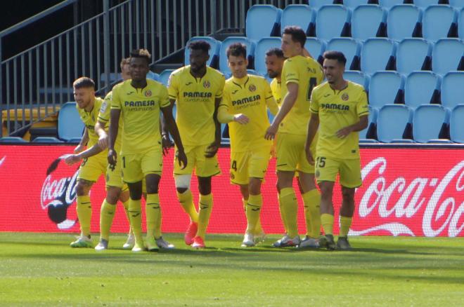 Los jugadores del Villarreal celebran el gol de Trigueros (FOTO: EFE).