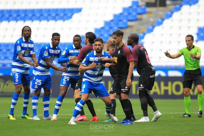 Peru junto a sus compañeros en el Dëpor-Sporting(Foto_RCD)