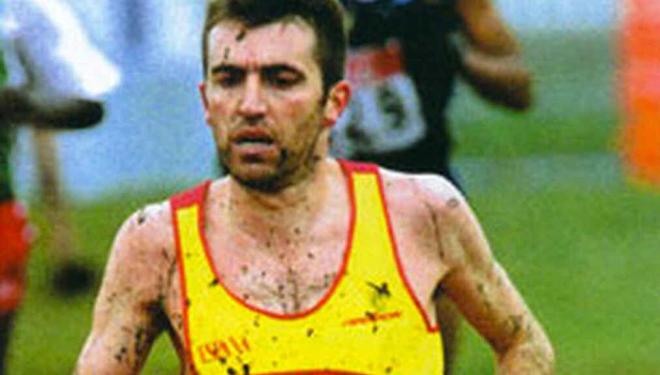 Alejandro Gómez, atleta de Vigo, en una carrera (Foto: RFEA).