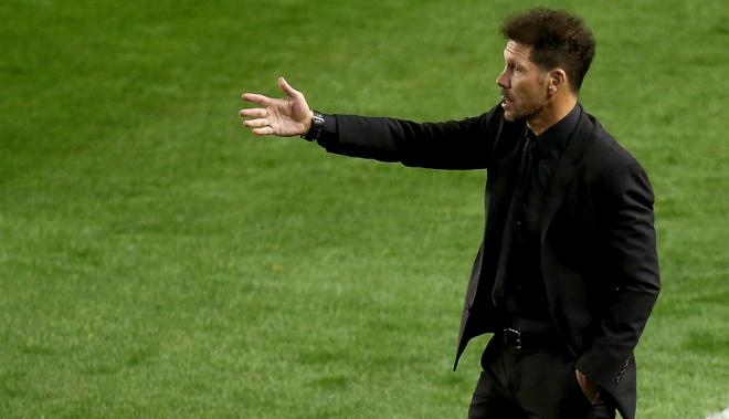 El Cholo Simeone da instrucciones (Foto: Atlético de Madrid).