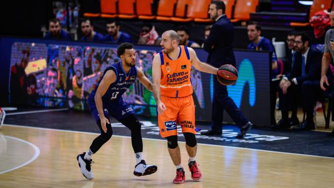Valencia Basket golpea primero al Morabanc en la final (Foto: ACB)