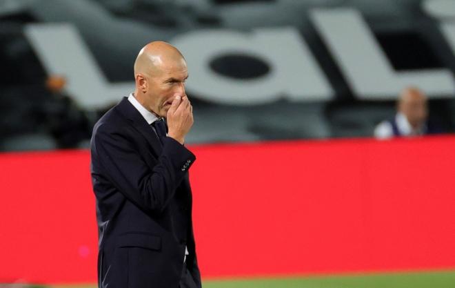 Zinedine Zidane, durante un partido del Real Madrid (Foto: EFE).
