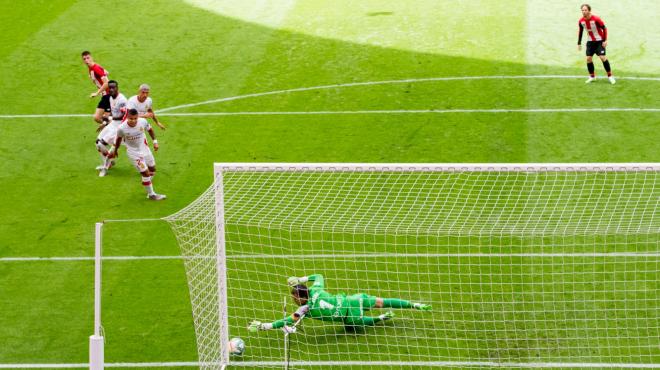 Oihan Sancet anota el 2-0 al Mallorca en San Mamés (Foto: Athletic Club).