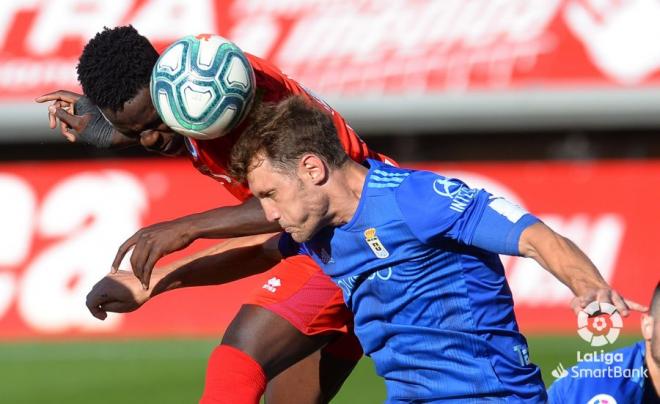 Un lance del Numancia-Real Oviedo (Foto: LaLiga).