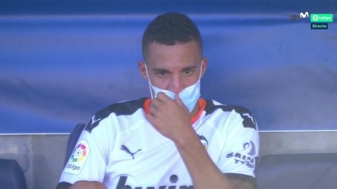Rodrigo Moreno abatido en su último partido con el Valencia CF